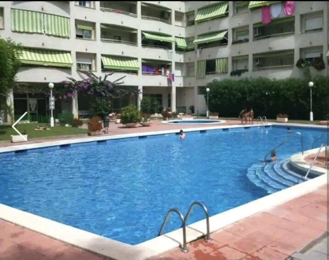 Bonito Apartamento Cerca De La Playa Salou Dış mekan fotoğraf